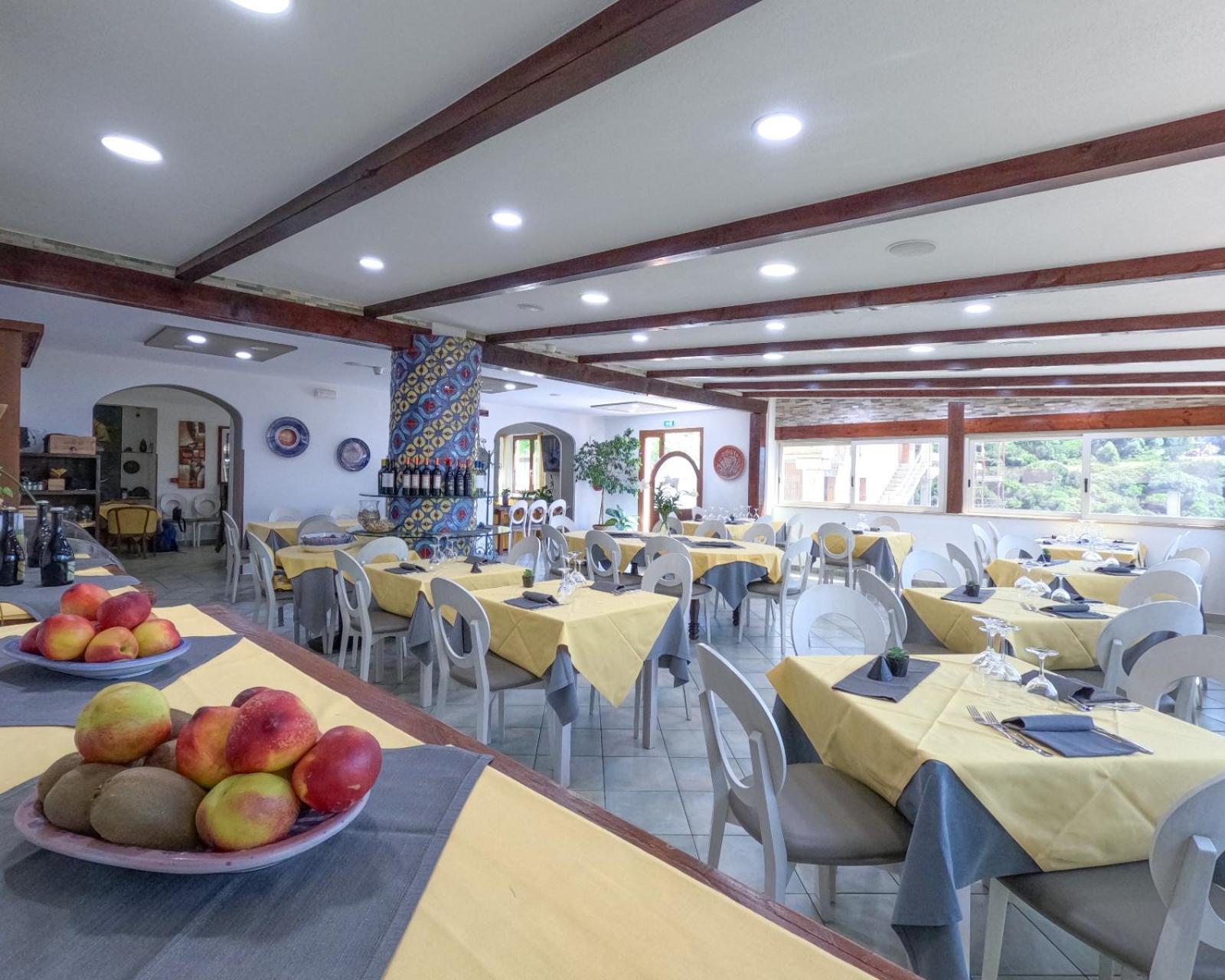 Hotel La Playa Кала Гононе Екстериор снимка